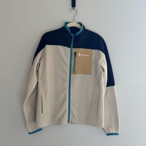 Cotopaxi Women’s Abrazo Full Zip Fleece in Cream and Navy